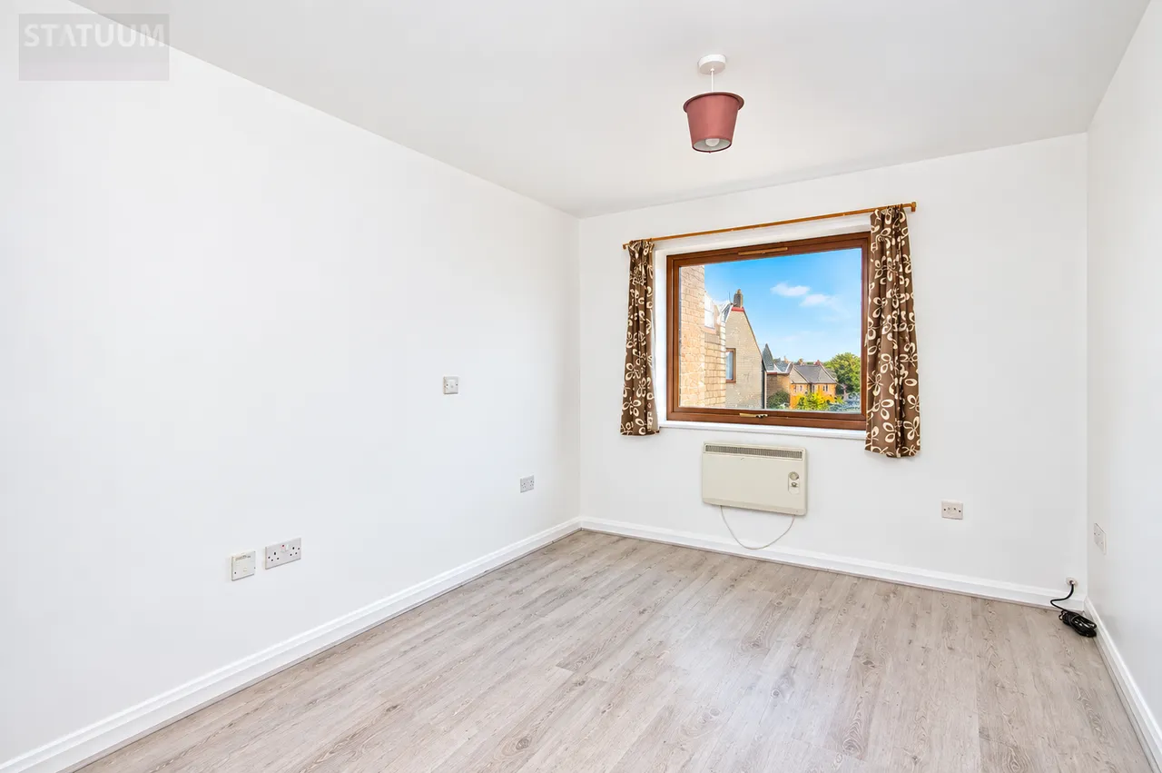 Sparsholt Road, Barking, IG11, photo 5