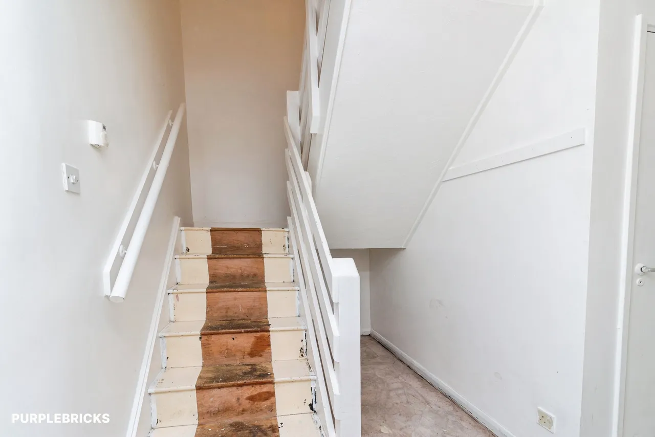 Coachwell Close, Telford, TF3, photo 9