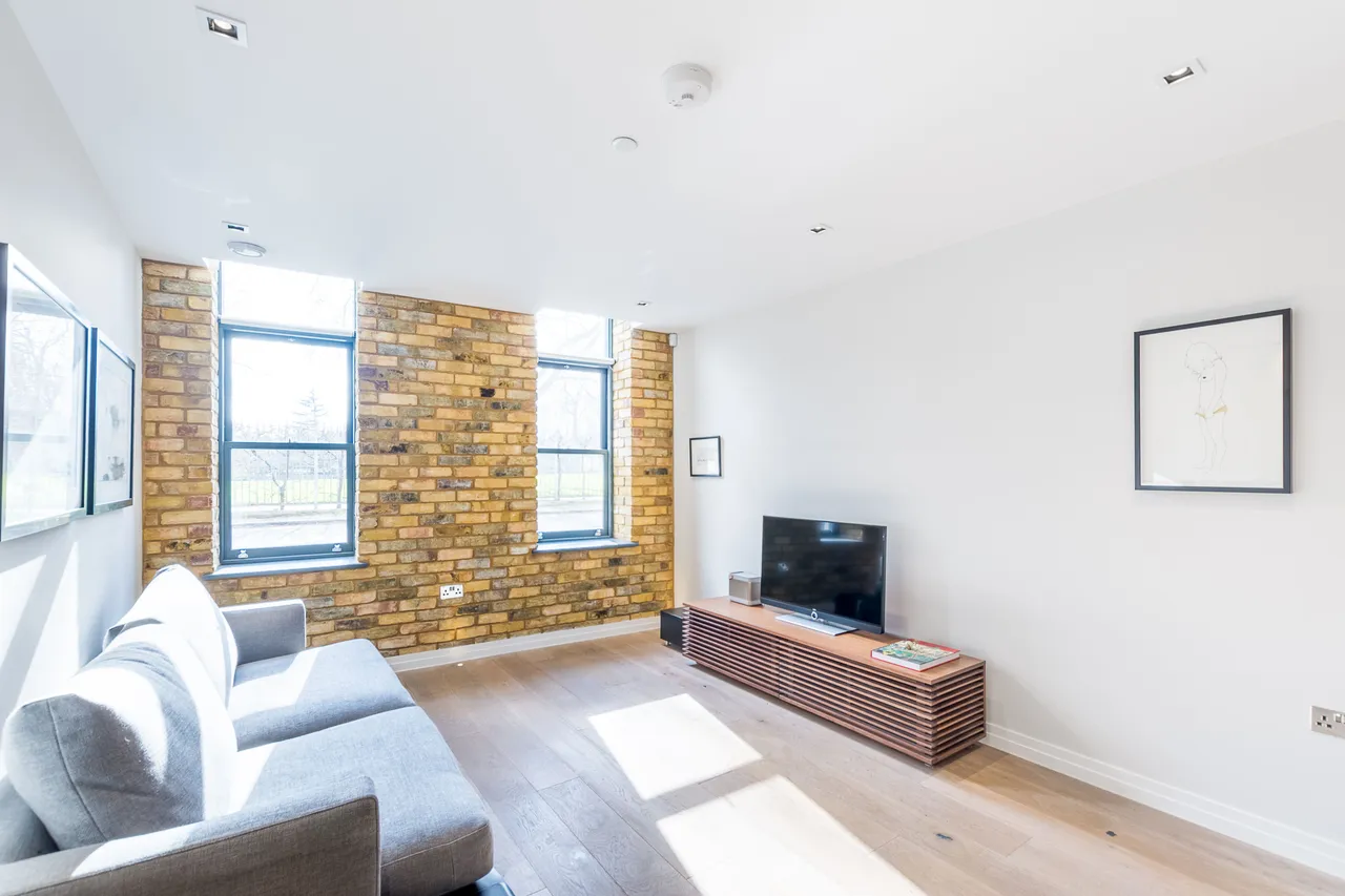 flat for sale — 14 Park Place, 12 Lawn Lane, London