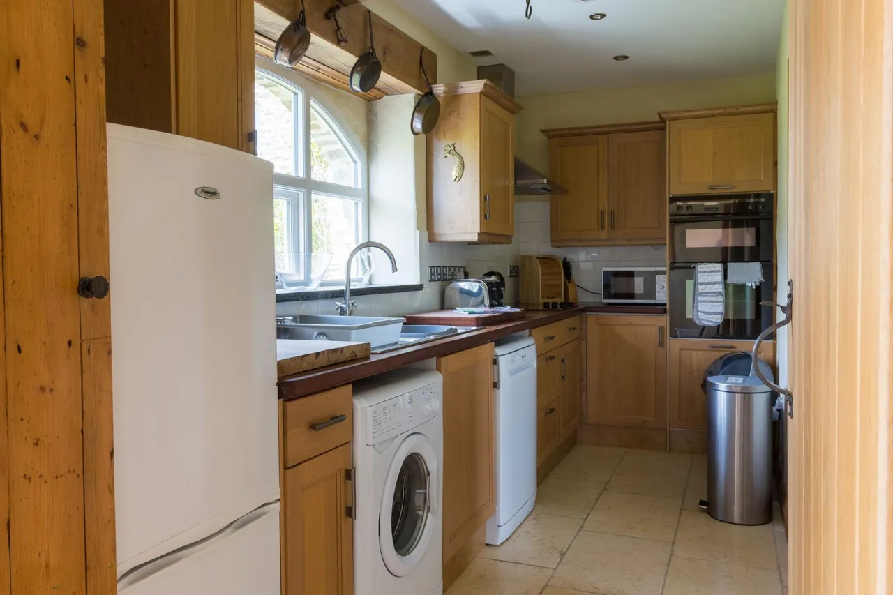 Pen Y Cwm, Haverfordwest, SA62, photo 6