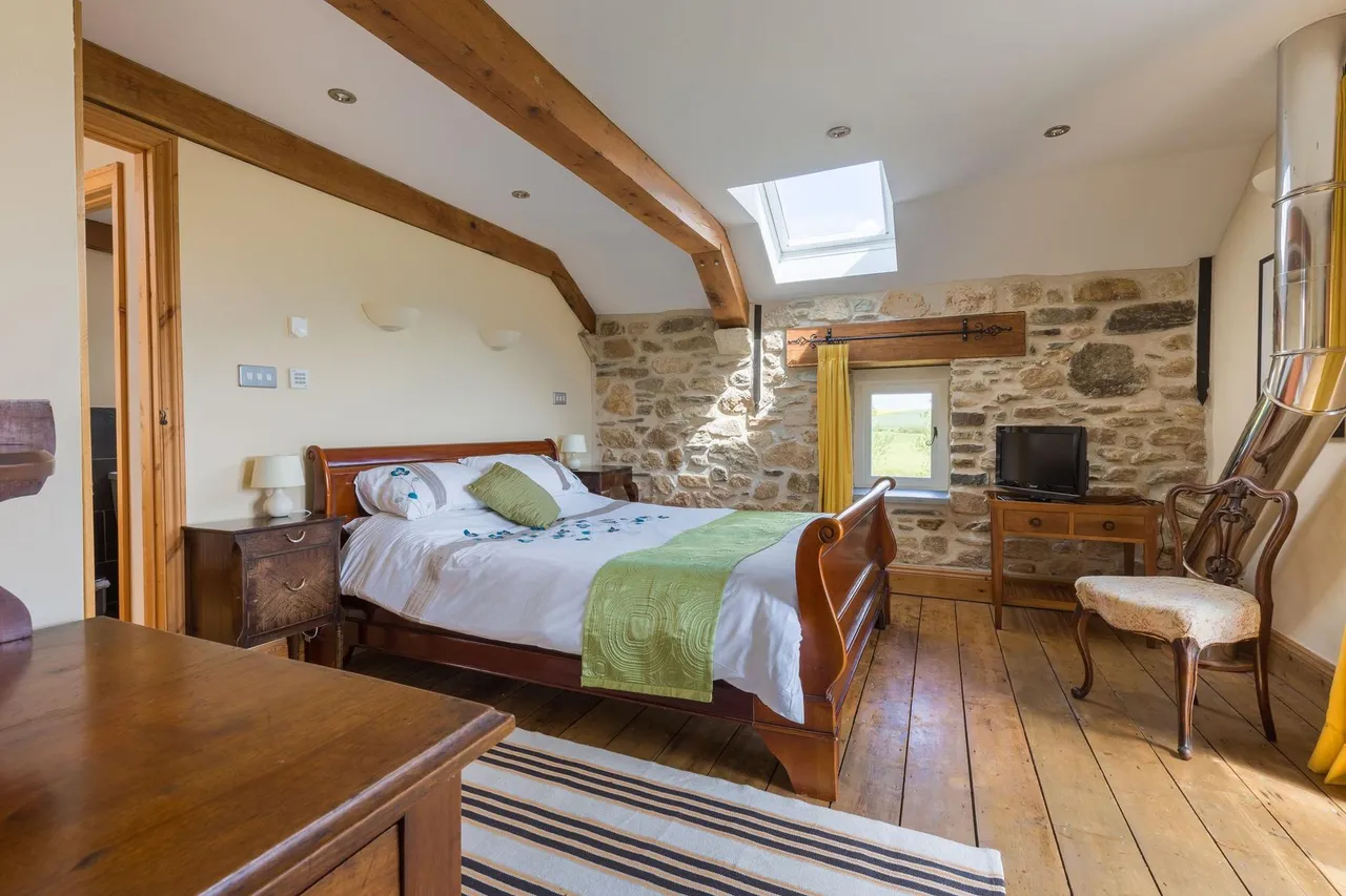 Pen Y Cwm, Haverfordwest, SA62, photo 20