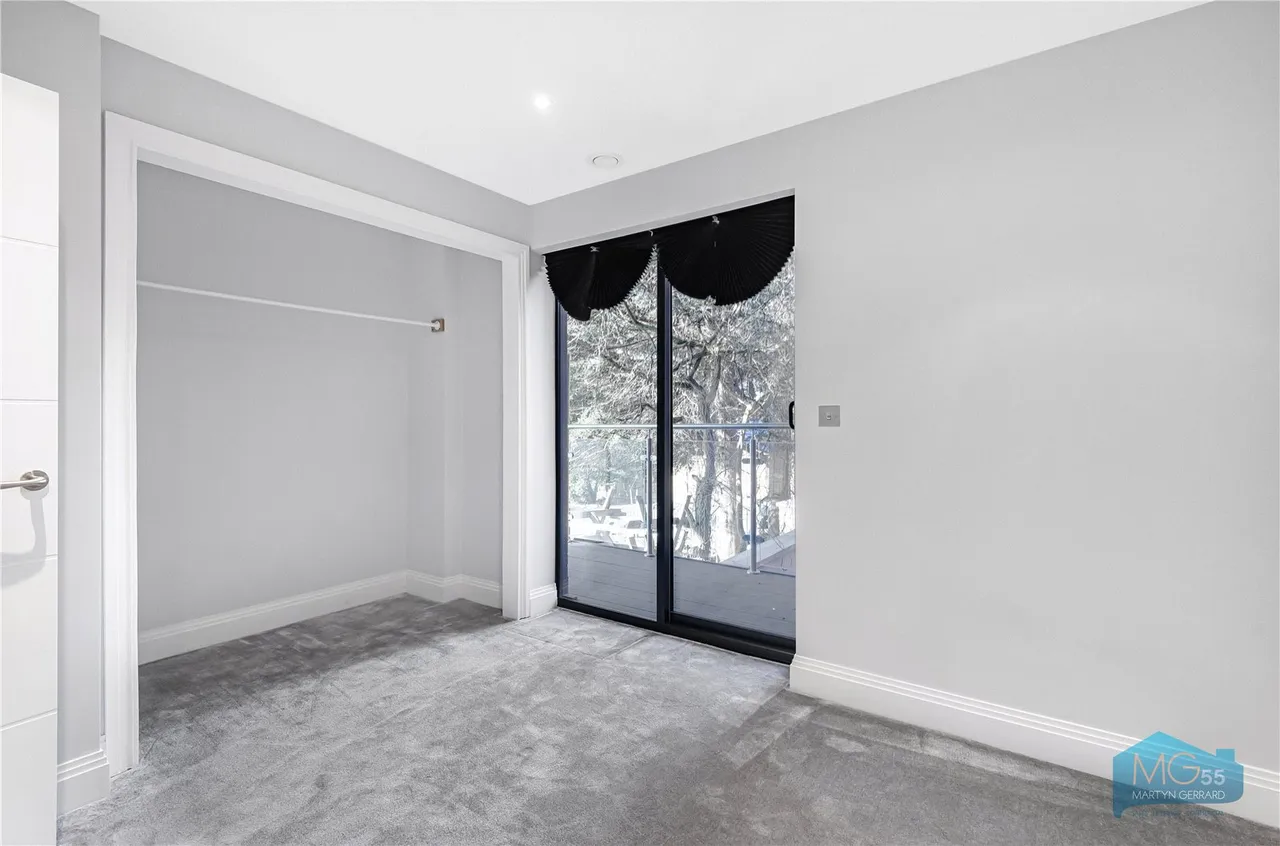 Oakleigh Road North, Whetstone, N20, photo 4