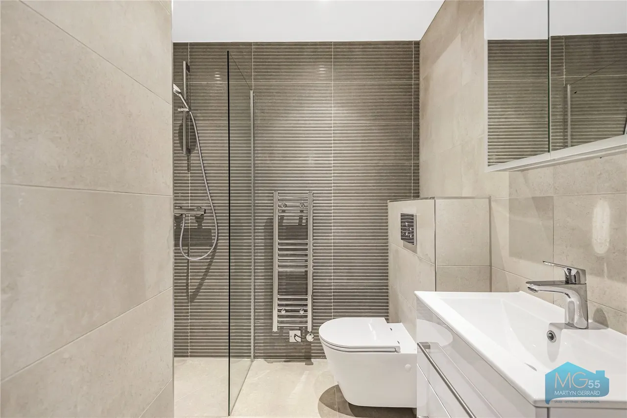 Oakleigh Road North, Whetstone, N20, photo 9