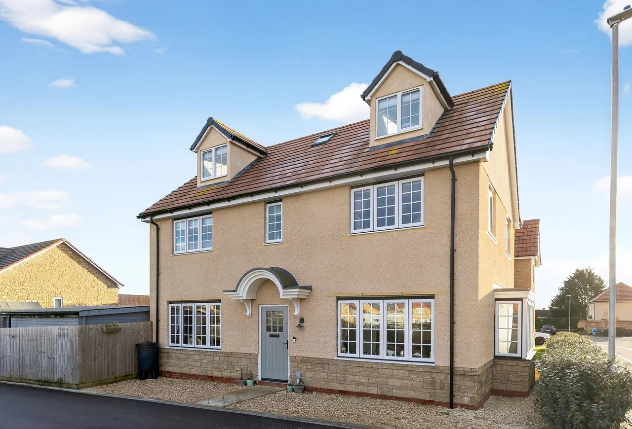 5 bed house for sale, Maple Drive, Somerton, TA11