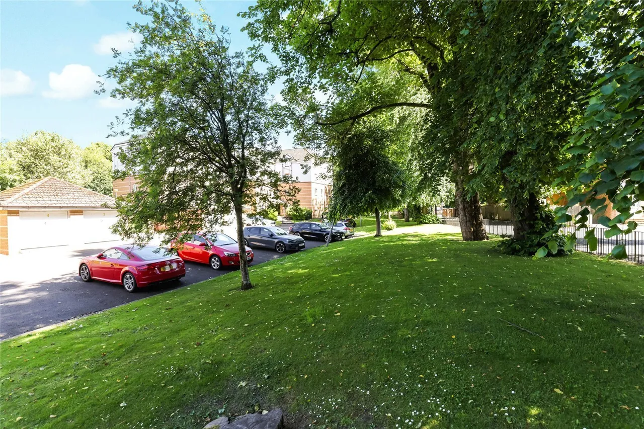 Cartbank Grove, Muirend, Glasgow, G44, photo 19