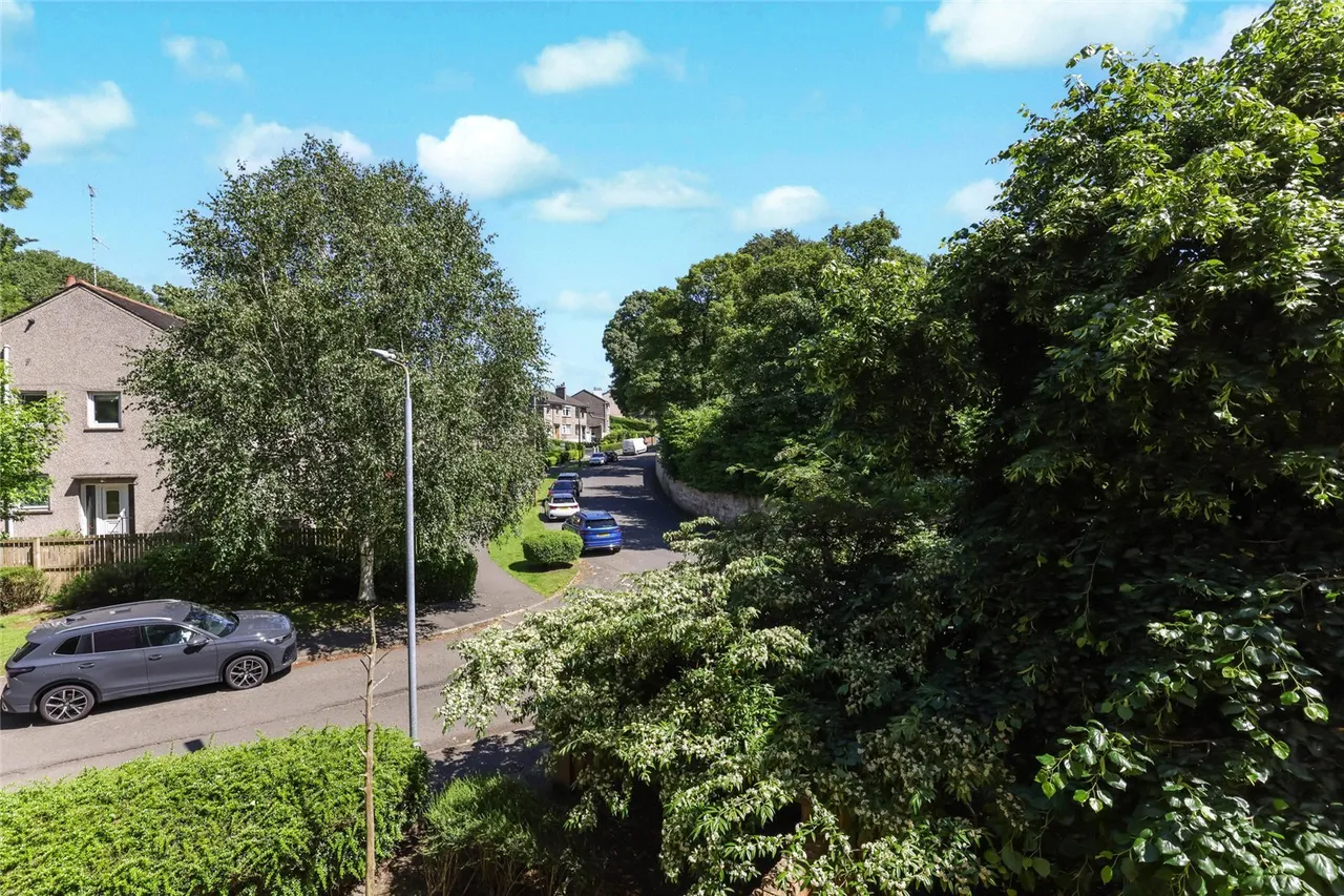 Cartbank Grove, Muirend, Glasgow, G44, photo 17