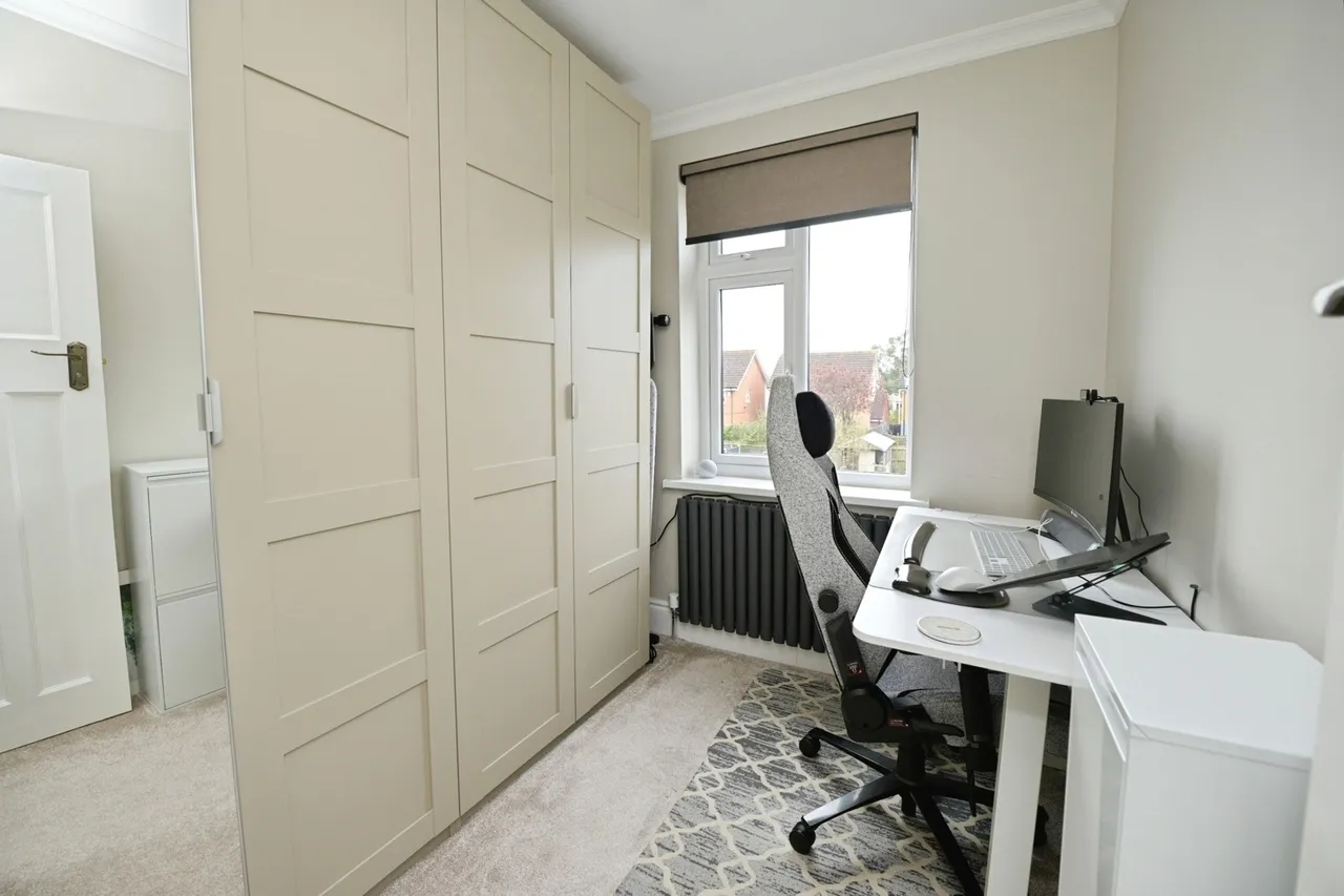 Essex Road, Romford, RM7, photo 17