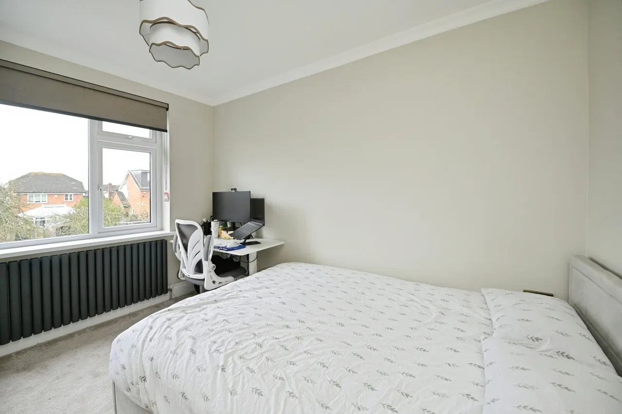 Essex Road, Romford, RM7, photo 15