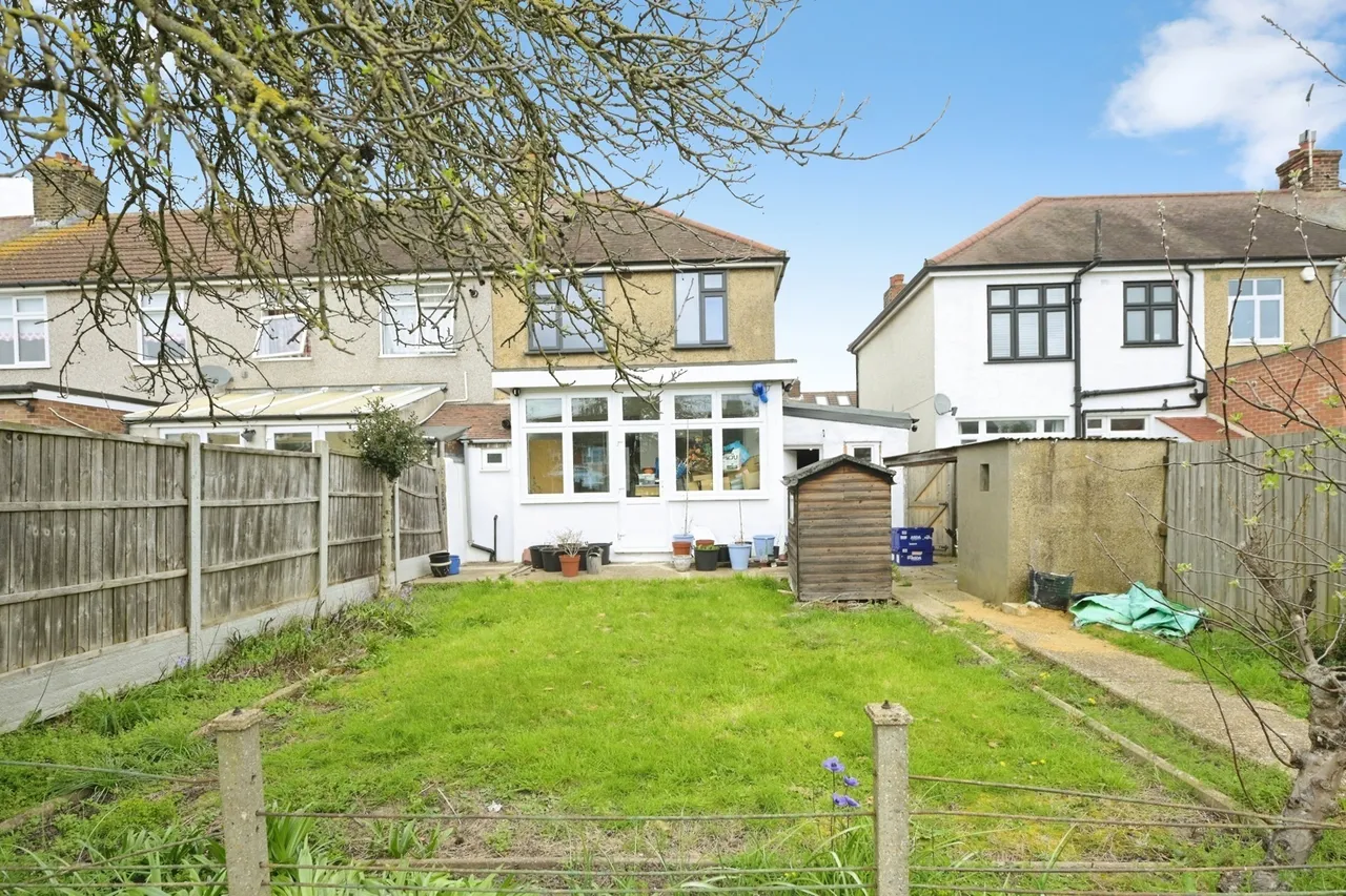 Essex Road, Romford, RM7, photo 20