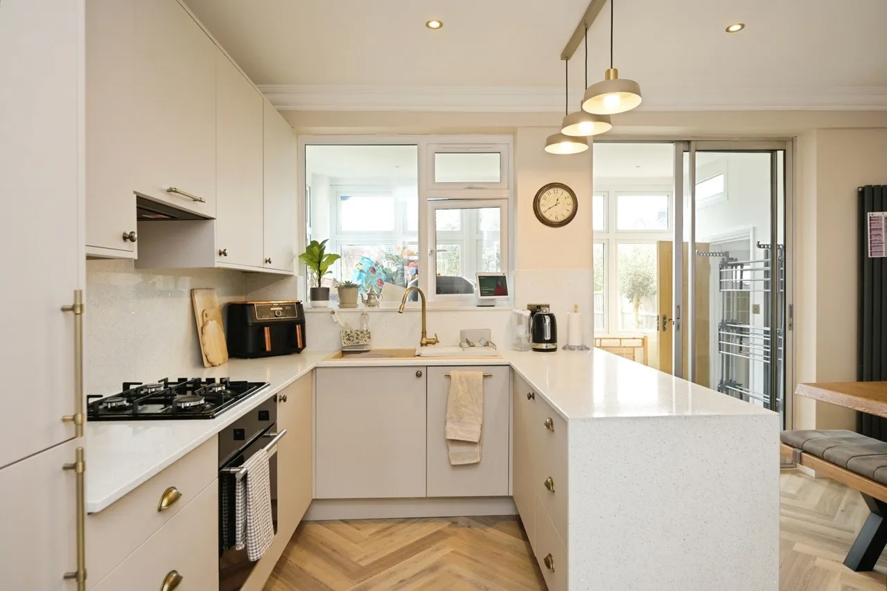 Essex Road, Romford, RM7, photo 4