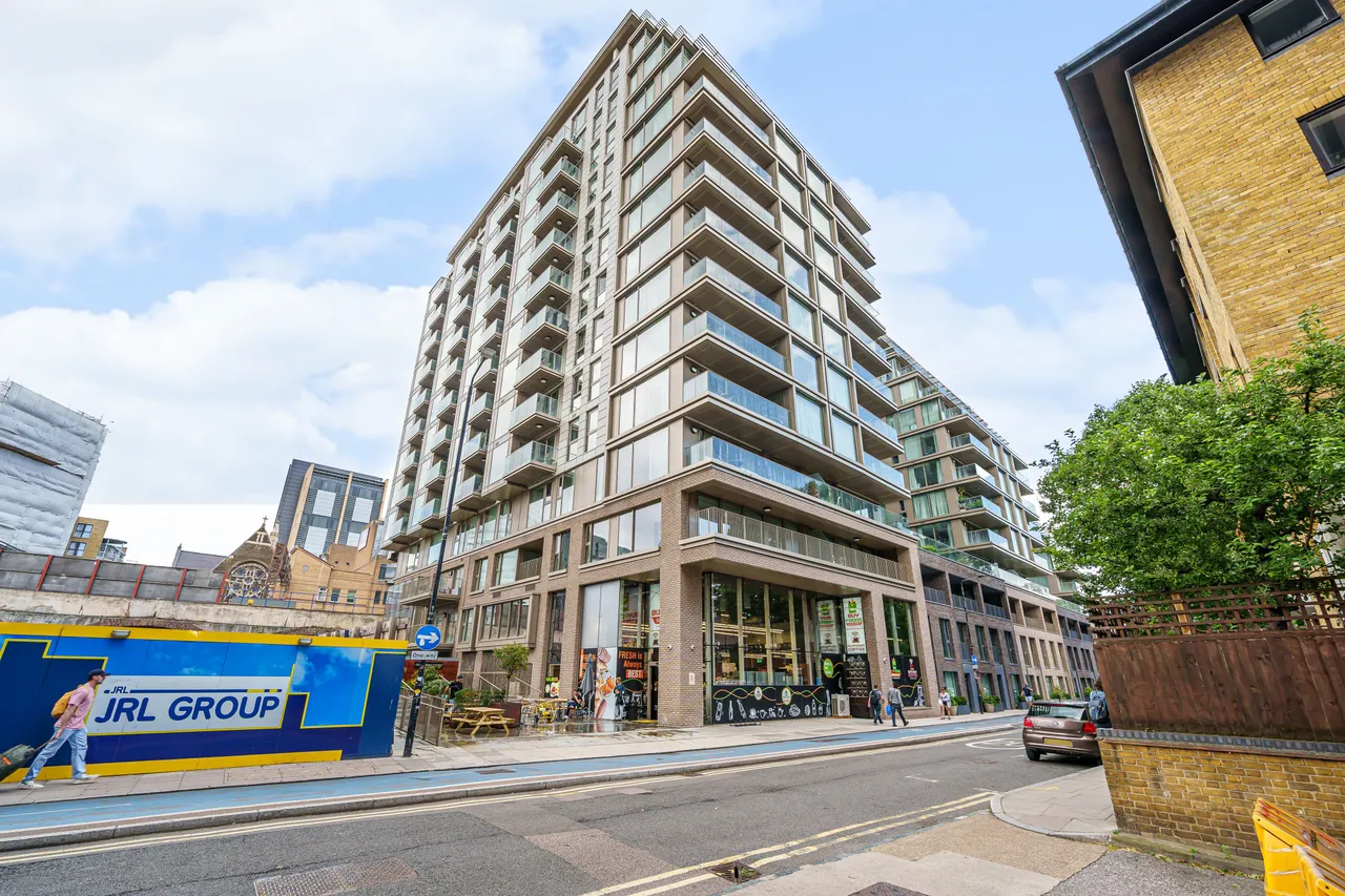 3 bed flat for sale, London, E1