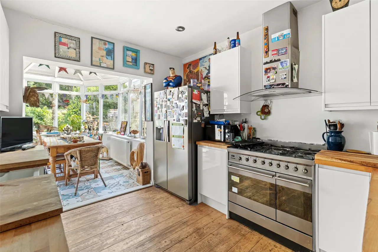 Willow Way, Sunbury, TW16 6BT, photo 5