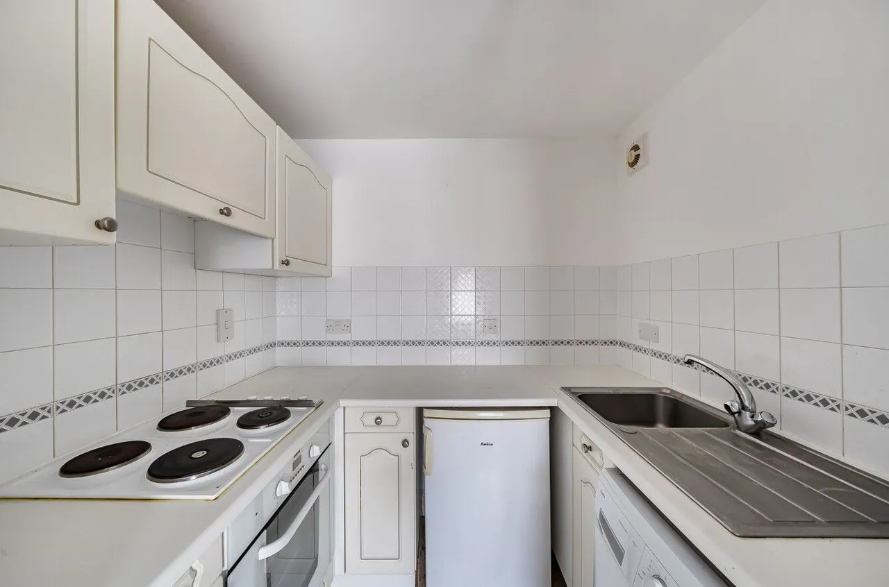 Vineys Yard, Bruton, BA10, photo 13