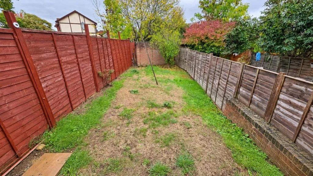 Wildern Lane, Northampton, photo 9