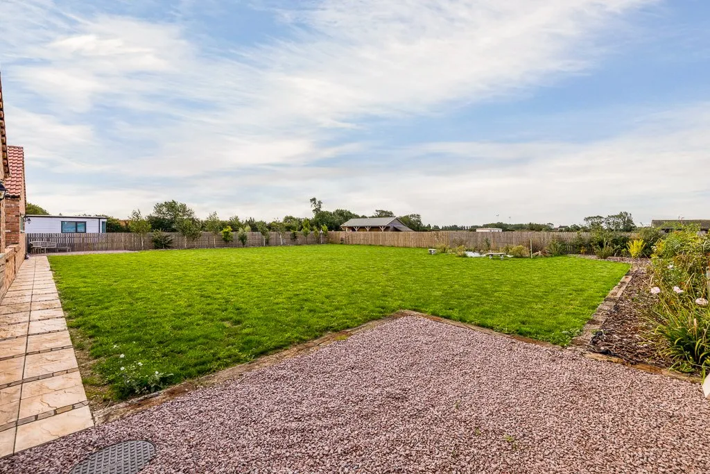 Wainfleet Road, Burgh le Marsh, PE24, photo 32