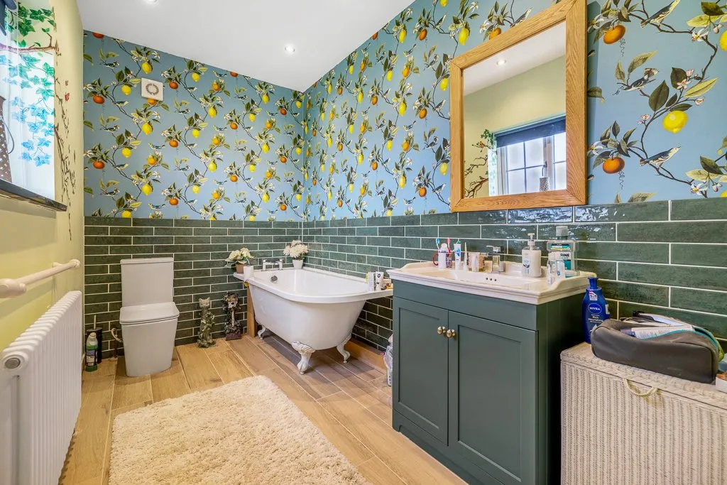 Wainfleet Road, Burgh le Marsh, PE24, photo 17