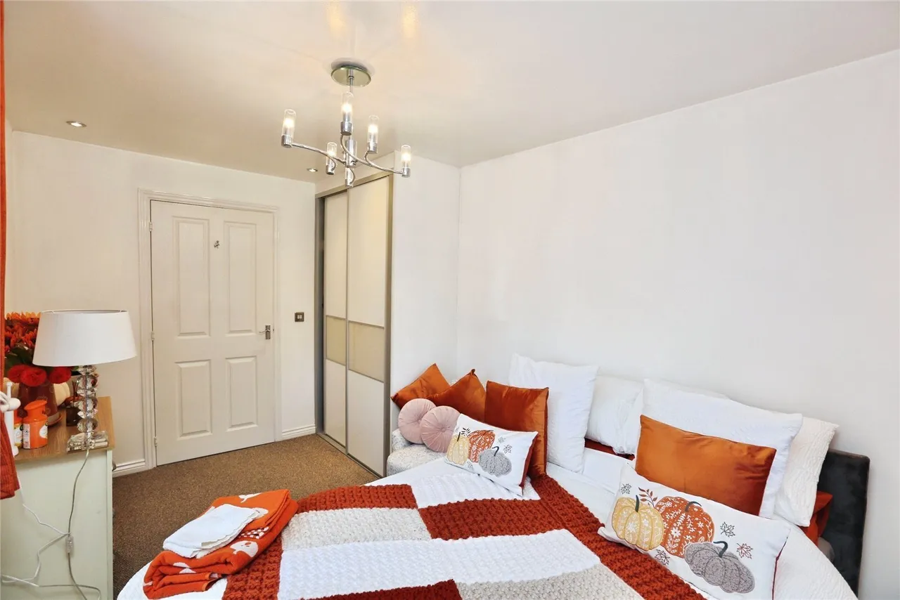White's Way, Hedge End, SO30, photo 20