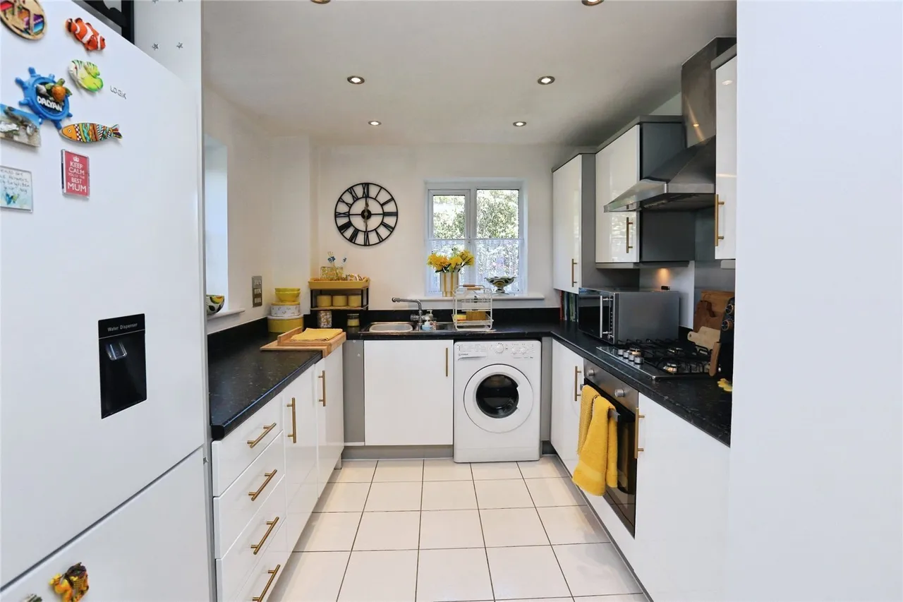 White's Way, Hedge End, SO30, photo 9