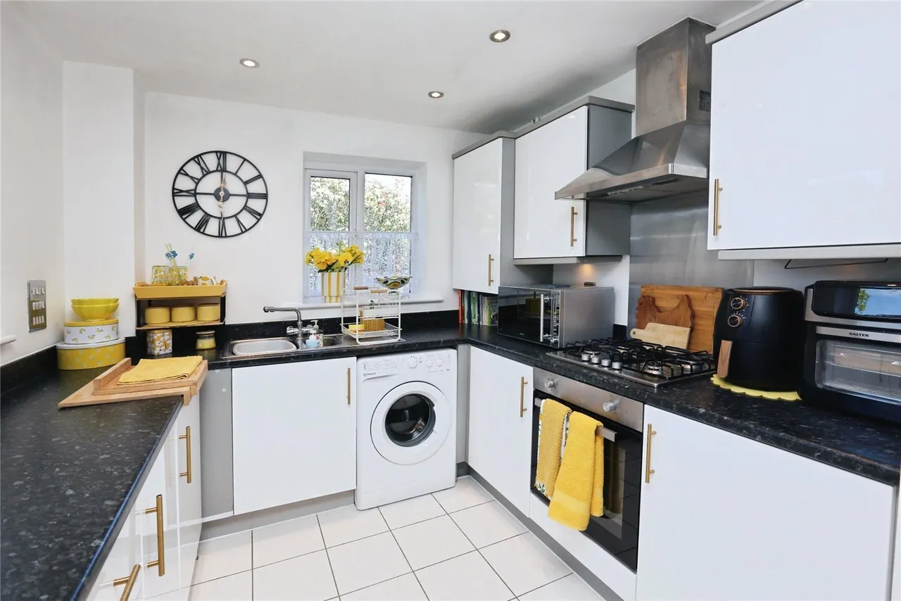 White's Way, Hedge End, SO30, photo 11