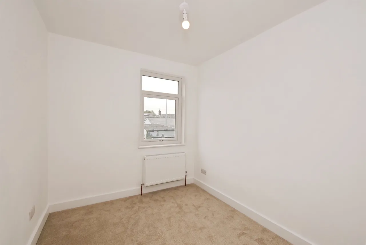 Cheltenham Terrace, Bridgend, CF31, photo 24