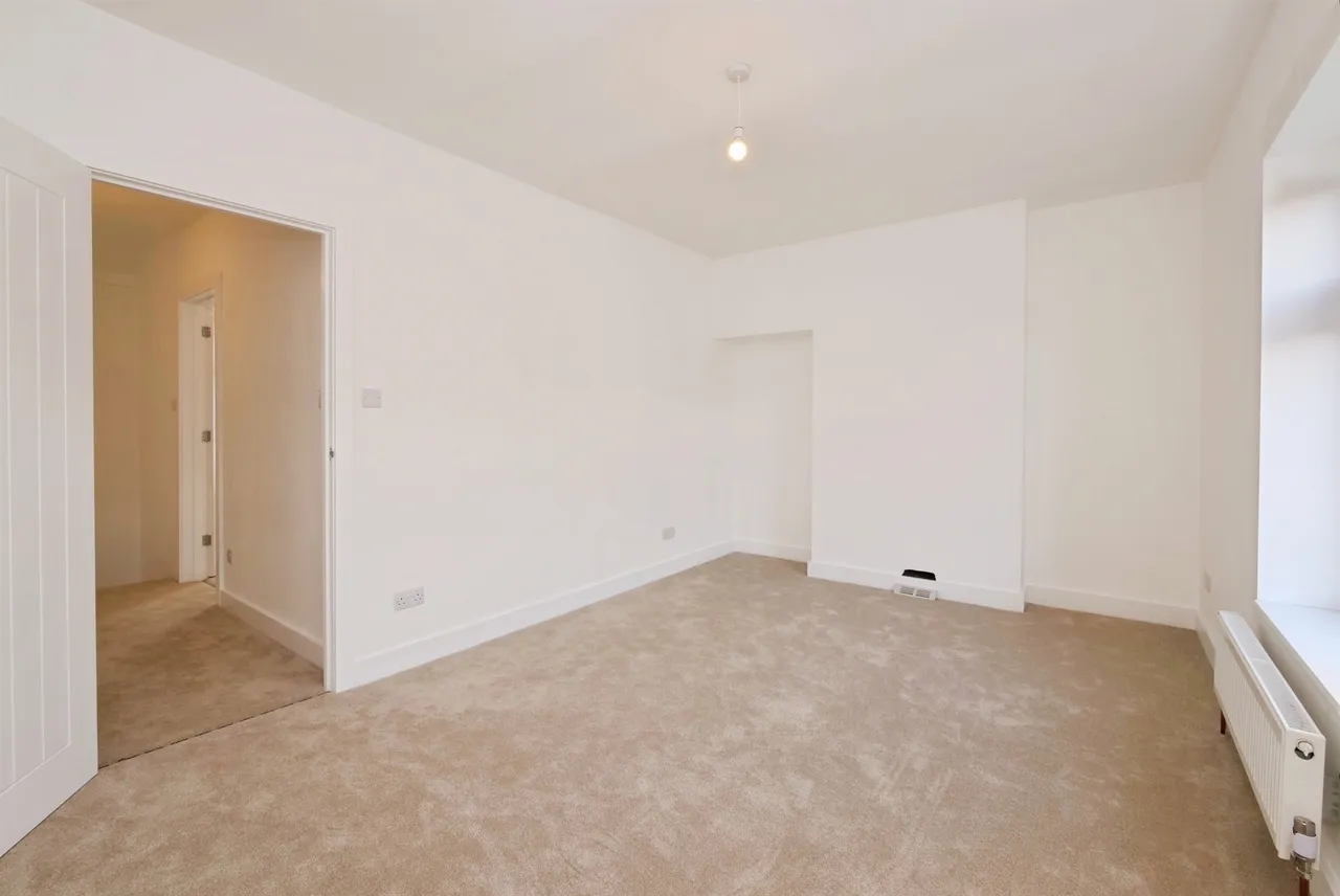 Cheltenham Terrace, Bridgend, CF31, photo 20