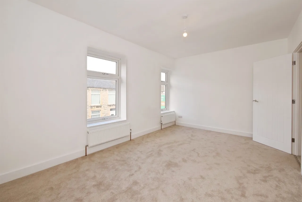 Cheltenham Terrace, Bridgend, CF31, photo 18