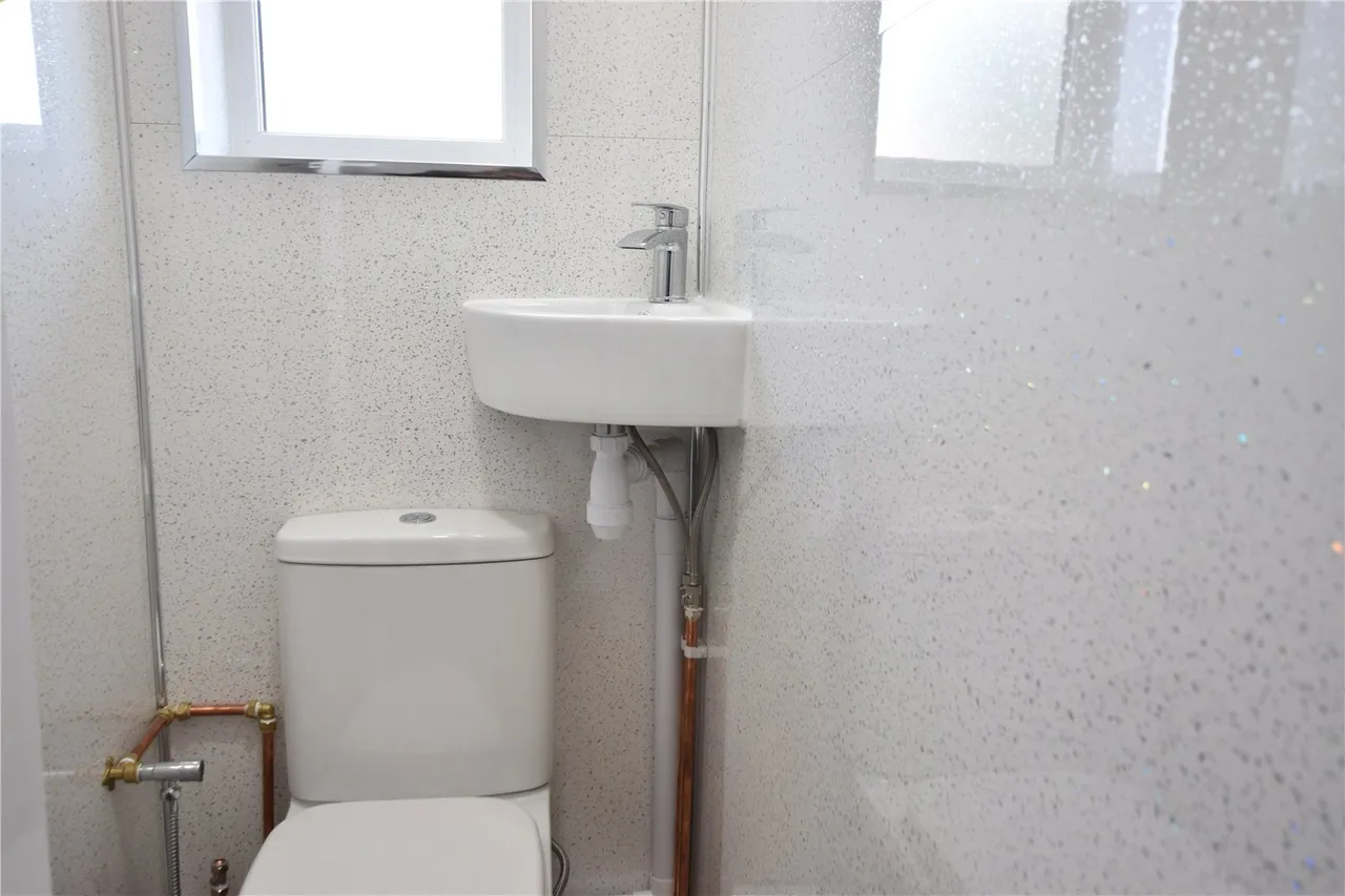 Ingleboro Drive, Purley, CR8, photo 12