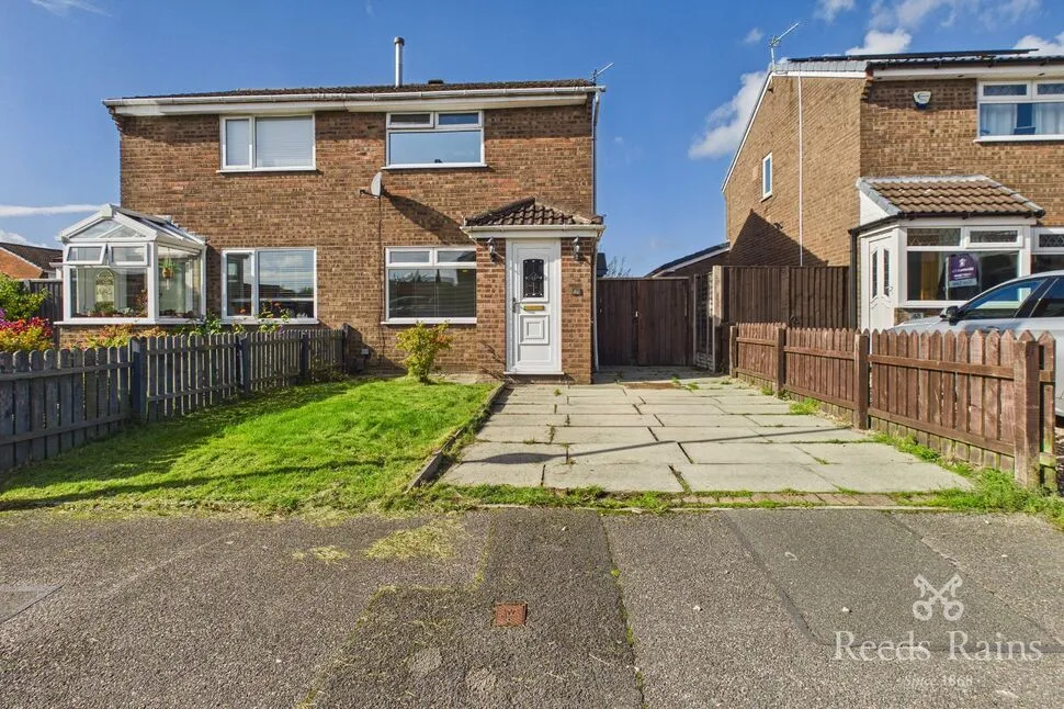 2 bed property to rent, Churchfield, Shevington, WN6