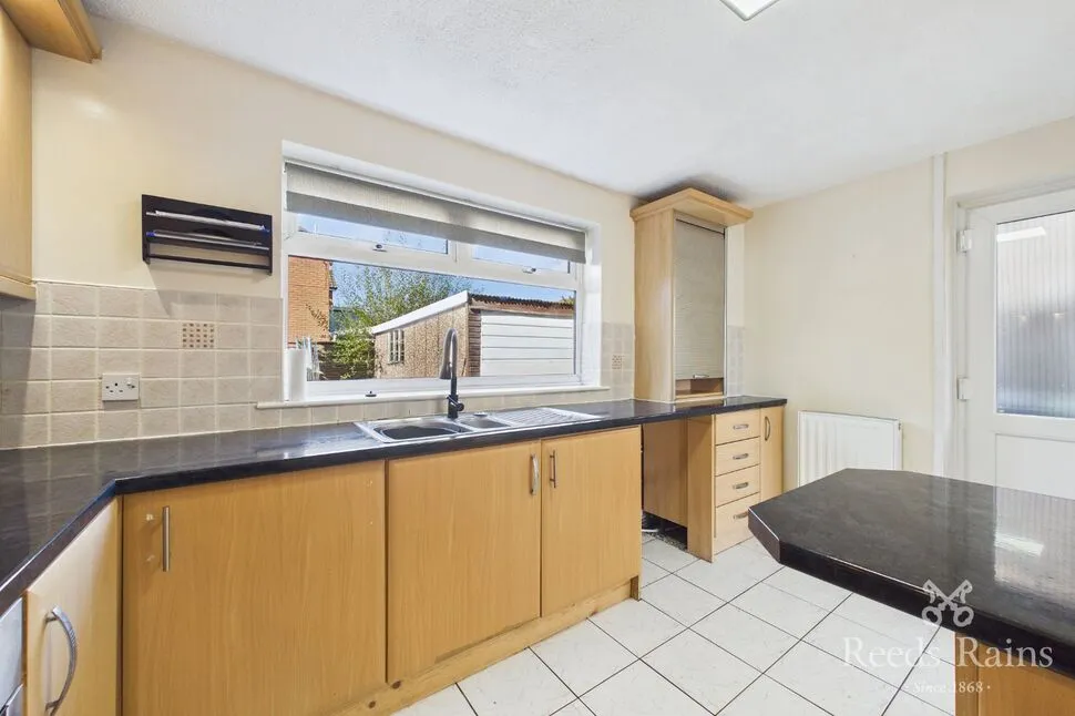 Churchfield, Shevington, WN6, photo 4