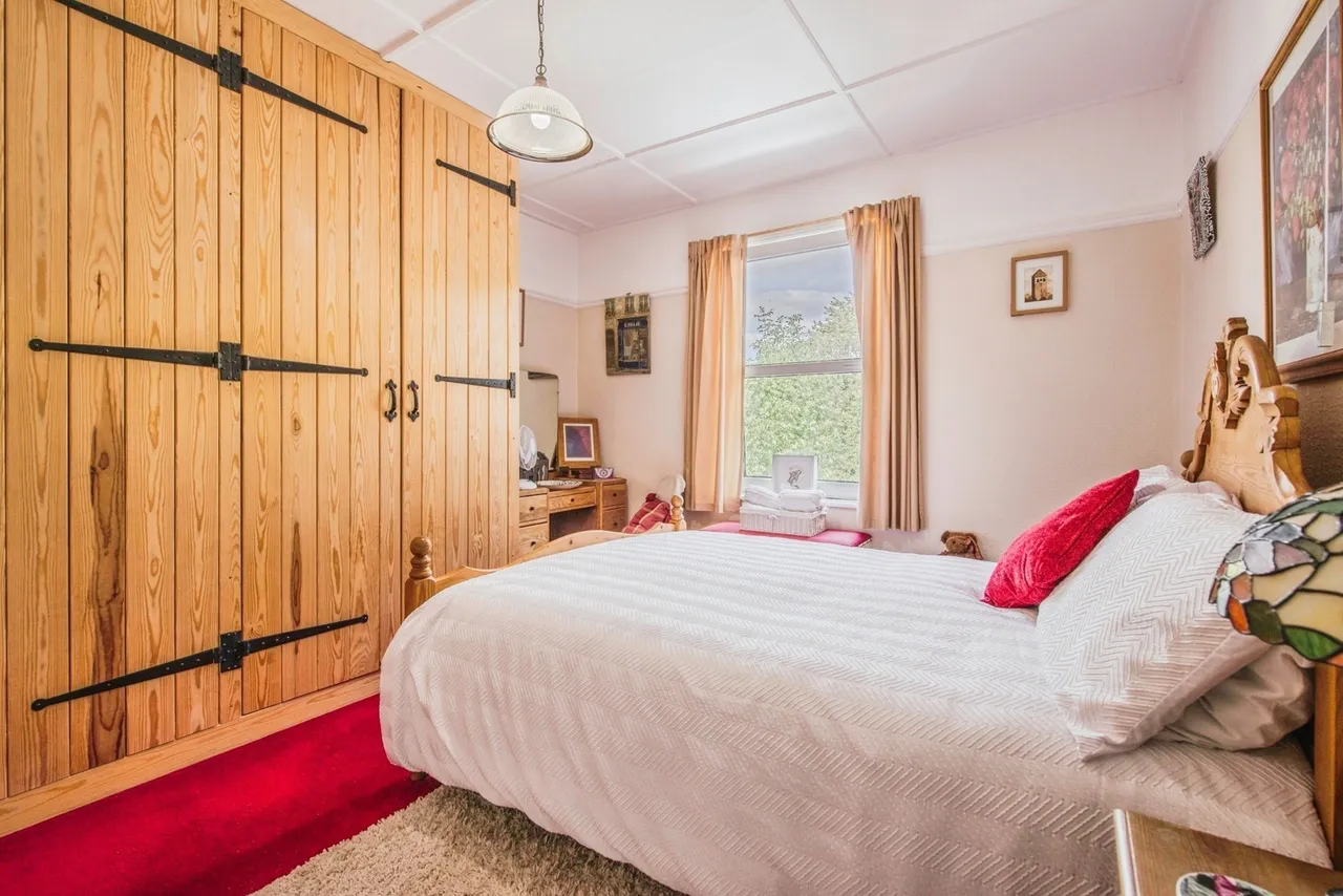 Causeway Street, Kidwelly, SA17, photo 10
