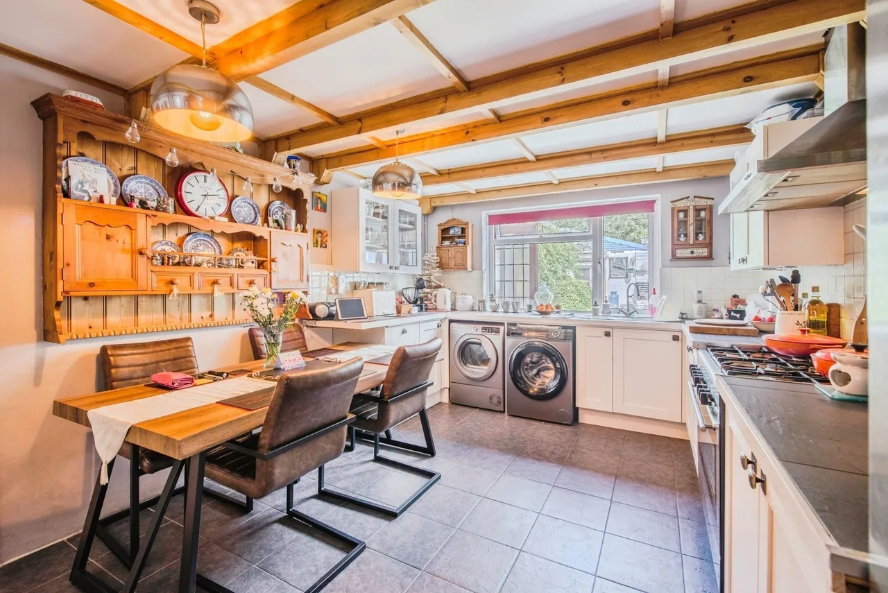 Causeway Street, Kidwelly, SA17, photo 7