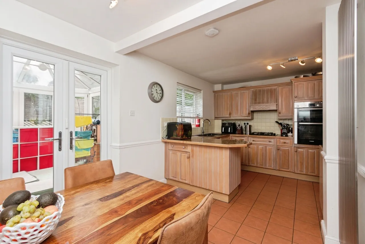 Windmill Field, Windlesham, GU20, photo 14