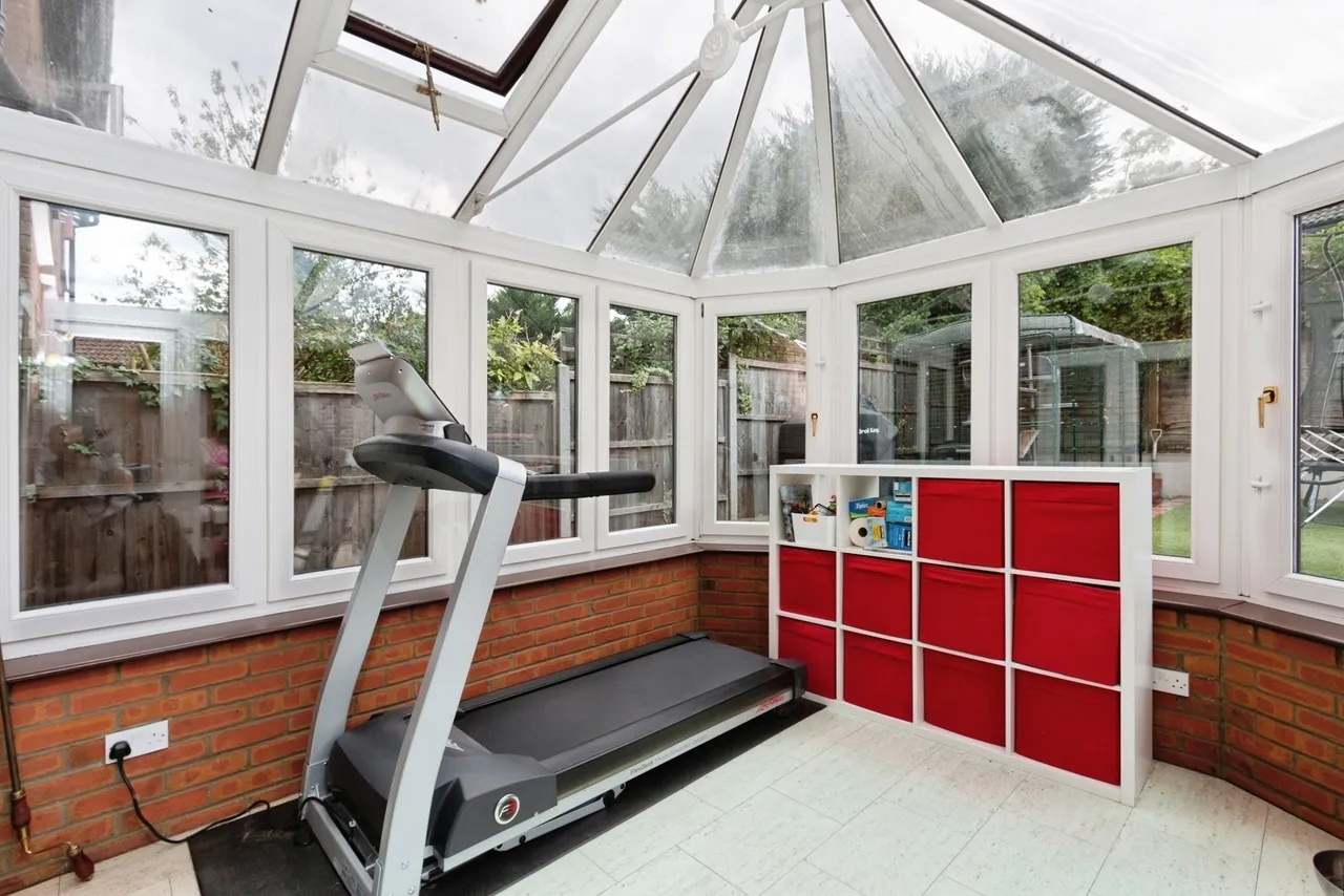 Windmill Field, Windlesham, GU20, photo 11