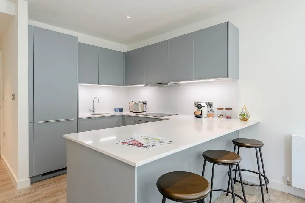 114 Landsby West, 10 Elvin Gardens, Wembley, photo 2