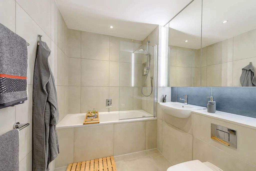 114 Landsby West, 10 Elvin Gardens, Wembley, photo 11