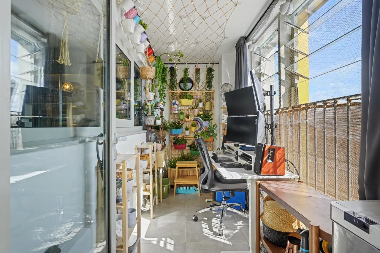 Plaistow Road, London, E13, photo 12