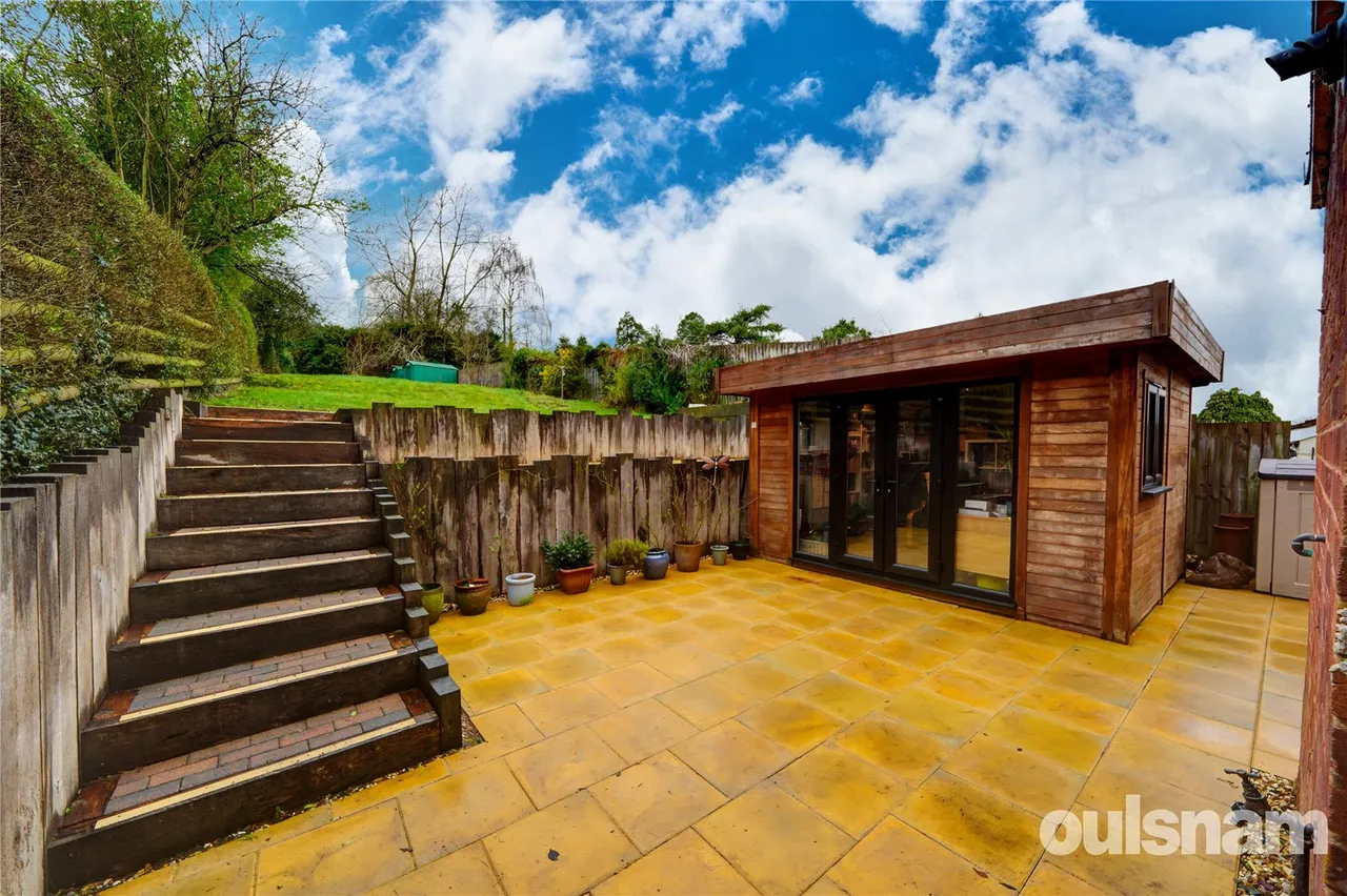 Swan Street, Alvechurch, Birmingham, Worcestershire, B48 7RP, photo 17