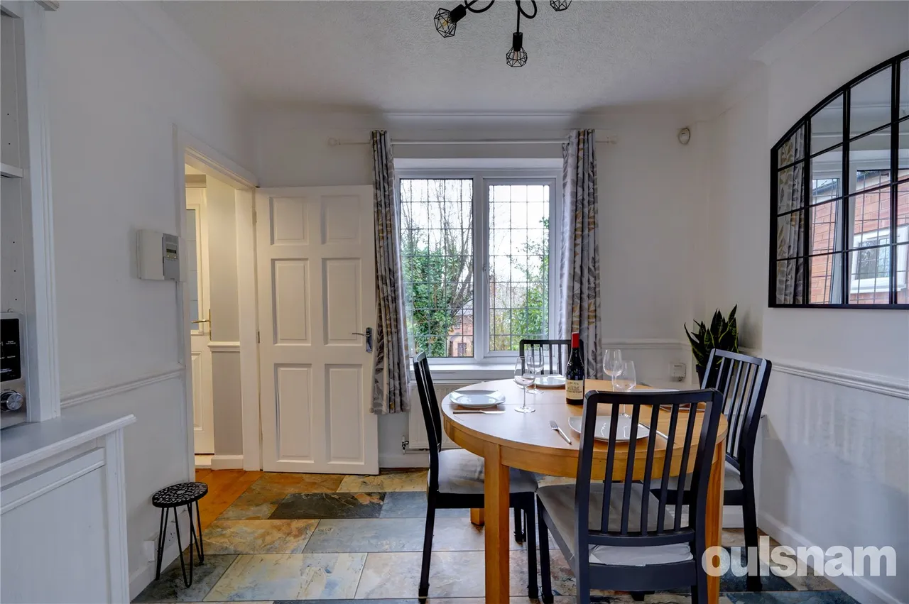 Swan Street, Alvechurch, Birmingham, Worcestershire, B48 7RP, photo 6