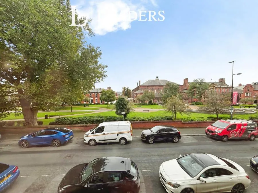 Palmyra Square North, Warrington, WA1, photo 12