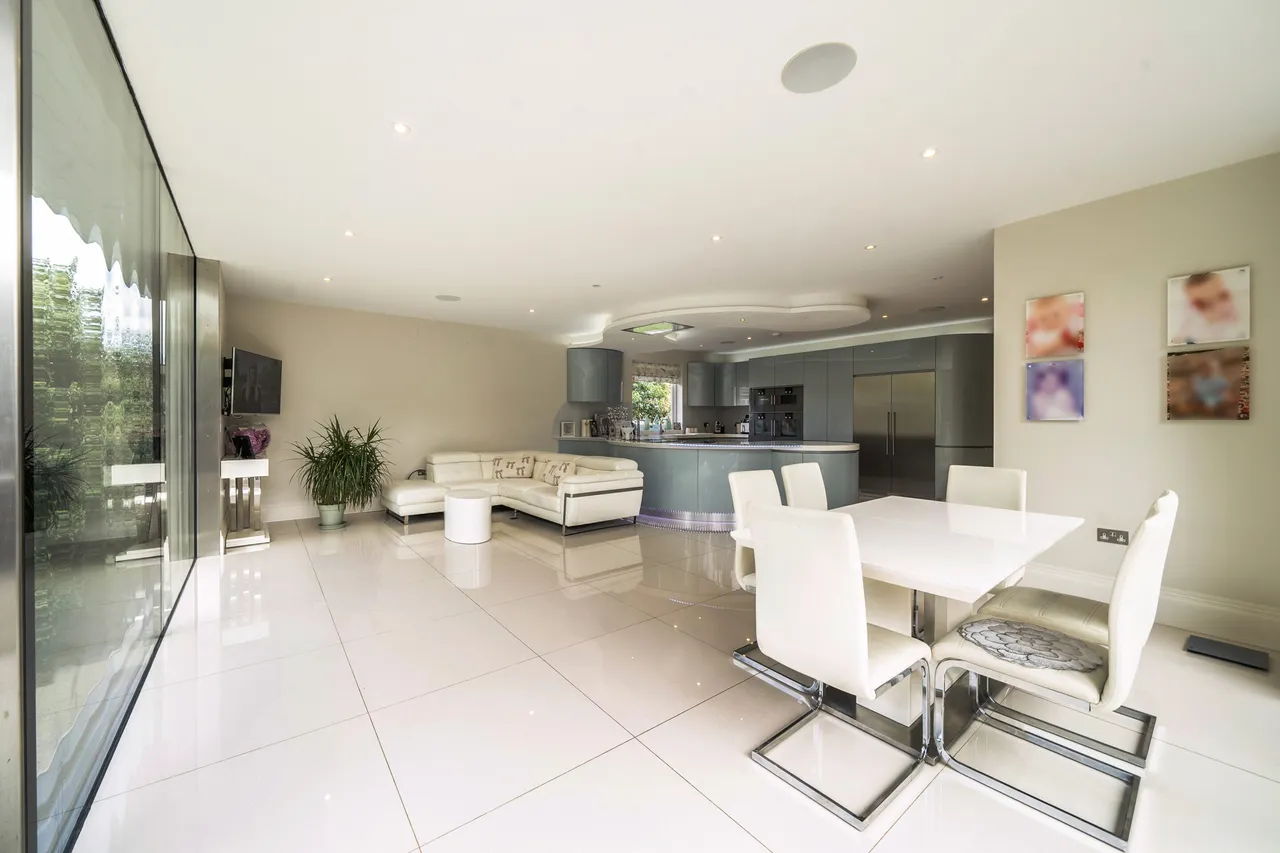 Ickenham Road, Ruislip, HA4, photo 10