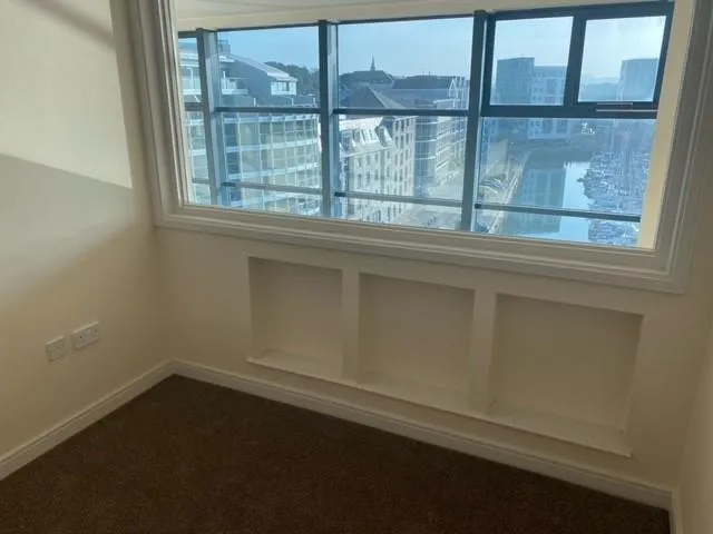 Vauxhall Street, Plymouth, PL4, photo 11