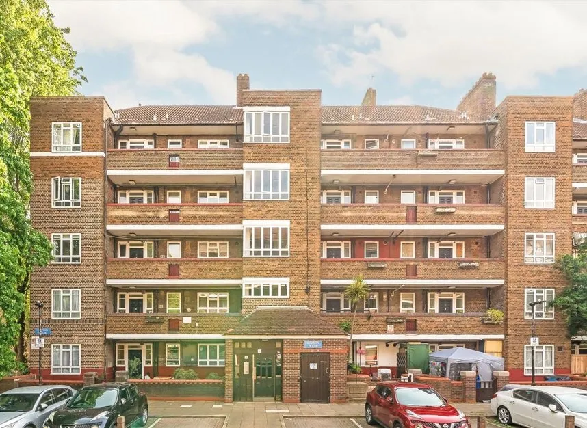 1 bed flat to rent, White City Estate, Shepherds Bush, W12
