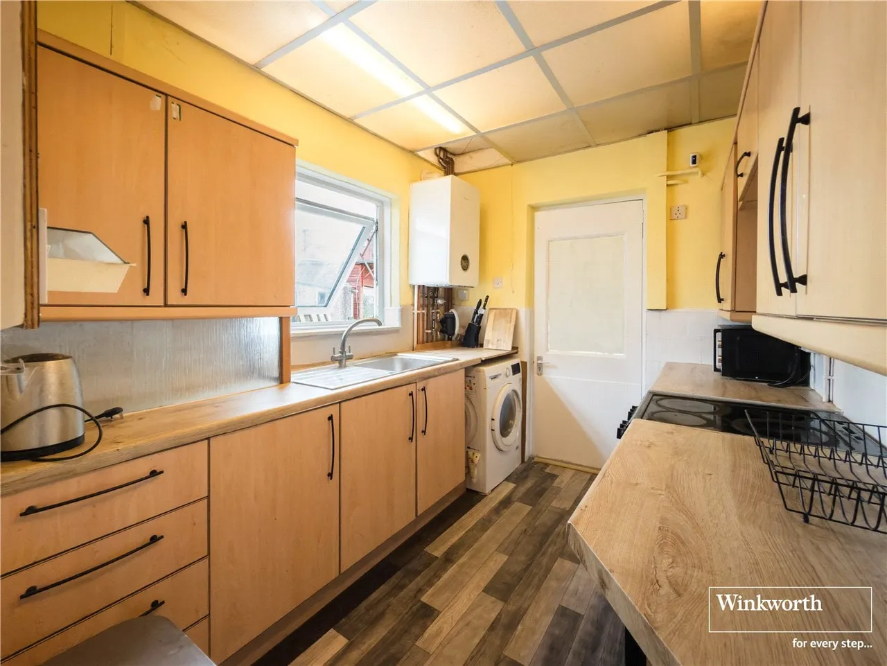 3 bed house to rent — Hillside, London, NW9