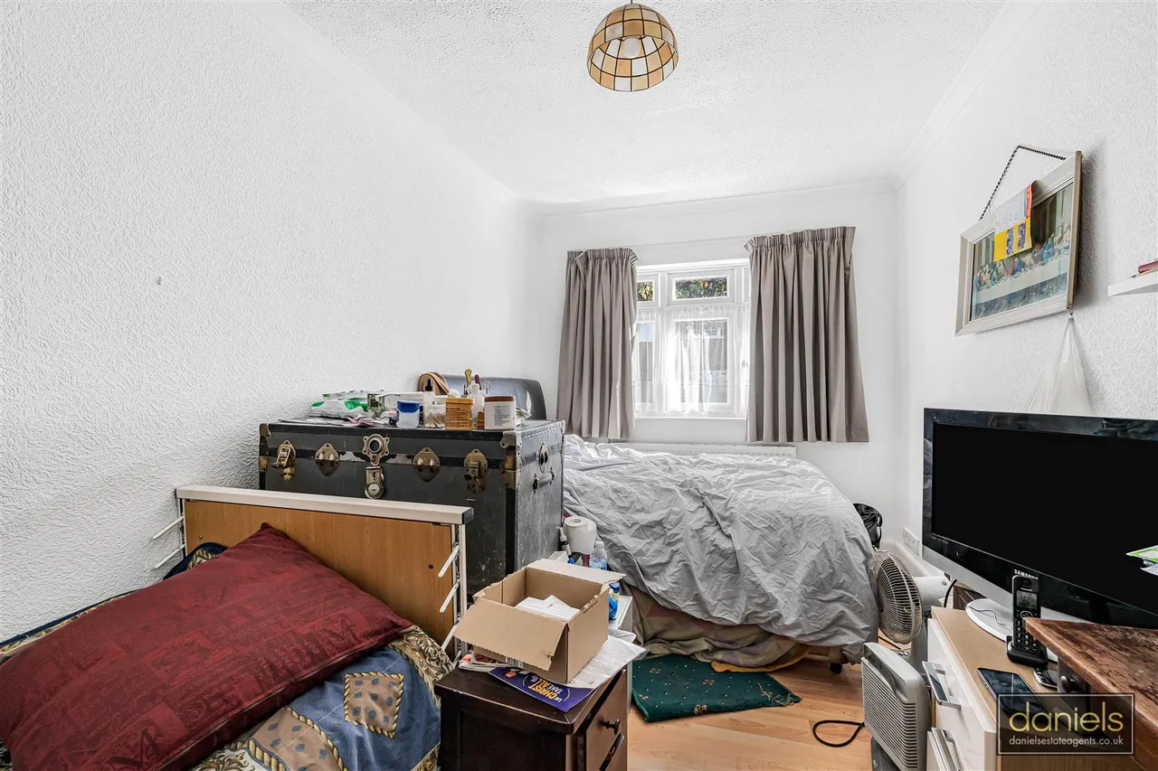 Rugby Avenue, Wembley, HA0, photo 3
