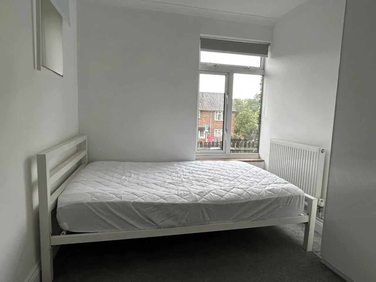 Wolfe Close , Winchester, photo 2