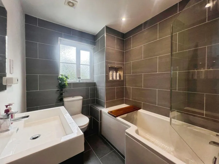 Poperinghe Way, Arborfield, RG2, photo 19
