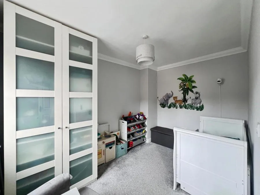 Poperinghe Way, Arborfield, RG2, photo 17