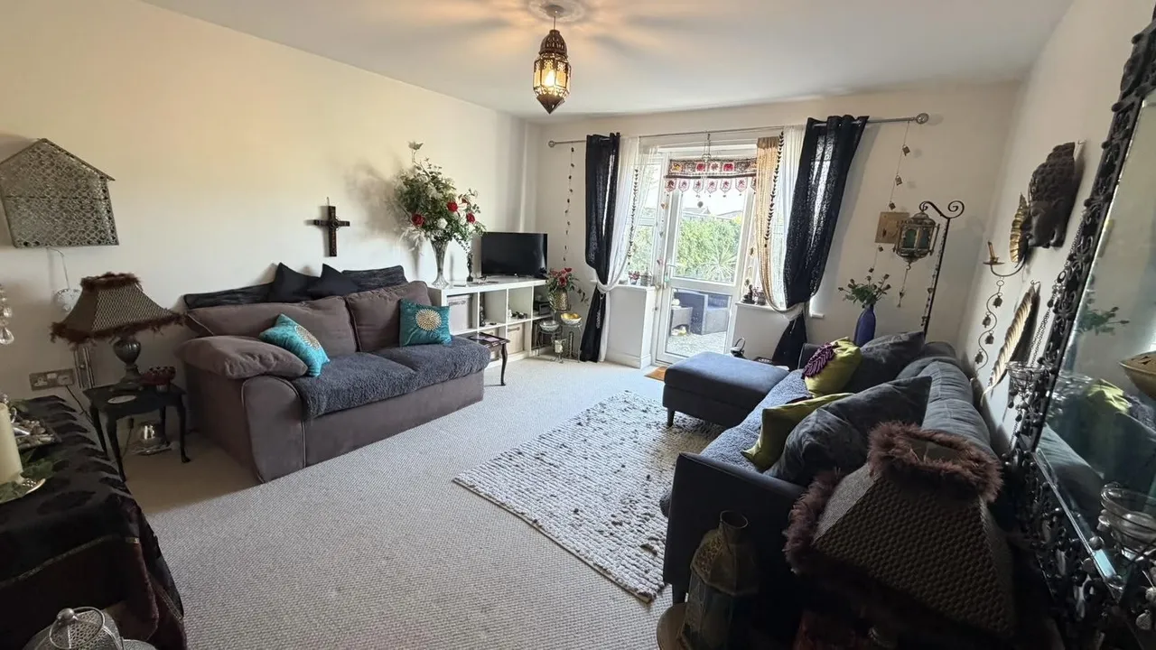 Friary Close, Alverstoke, photo 15