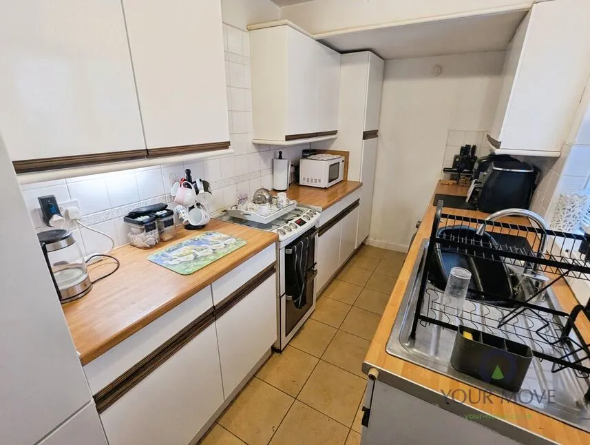 St. Michaels Street, Sutton-in-Ashfield, NG17, photo 11