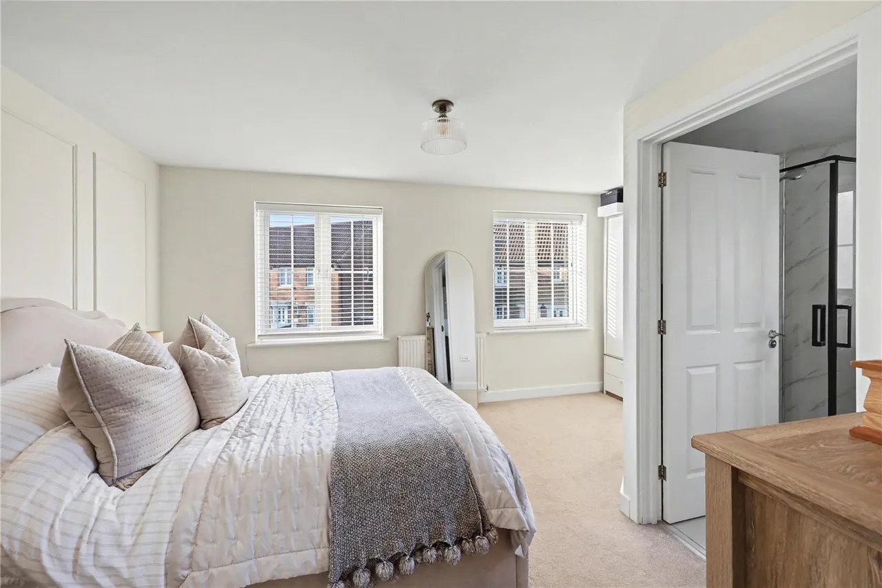 Starlings Way, Great Witchingham, NR9, photo 11